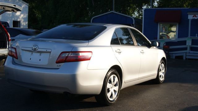 2009 Toyota Camry 3 MONTH WARRANTY , JUST SERVICED , VERY CLEAN INSIDE AND OUT  - 23059837 - 6