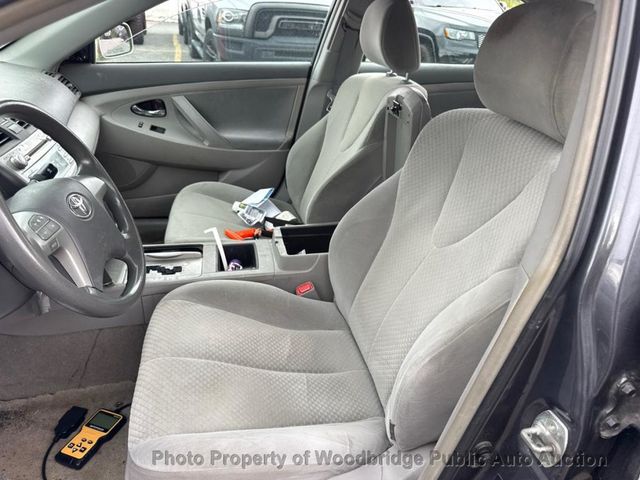 2009 Toyota Camry 4dr Sedan I4 Automatic LE - 23068412 - 5