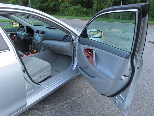2009 Toyota Camry 4dr Sedan I4 Automatic LE - 23053587 - 21