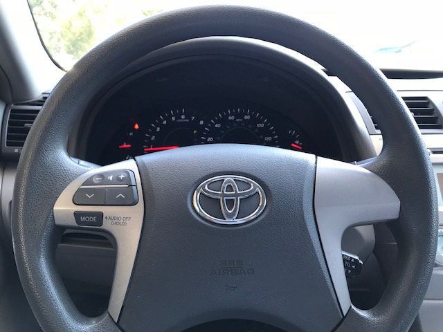 2009 Toyota Camry 4dr Sedan I4 Automatic LE - 18111079 - 8