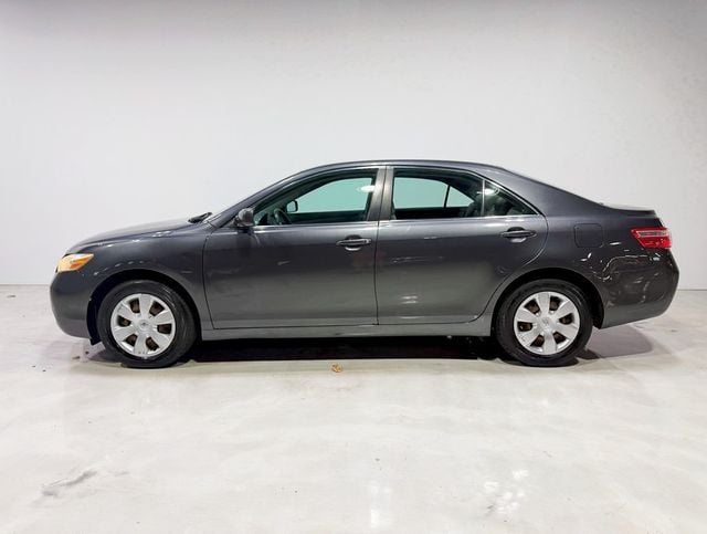 2009 Toyota Camry 4dr Sedan I4 Automatic LE - 22925663 - 3