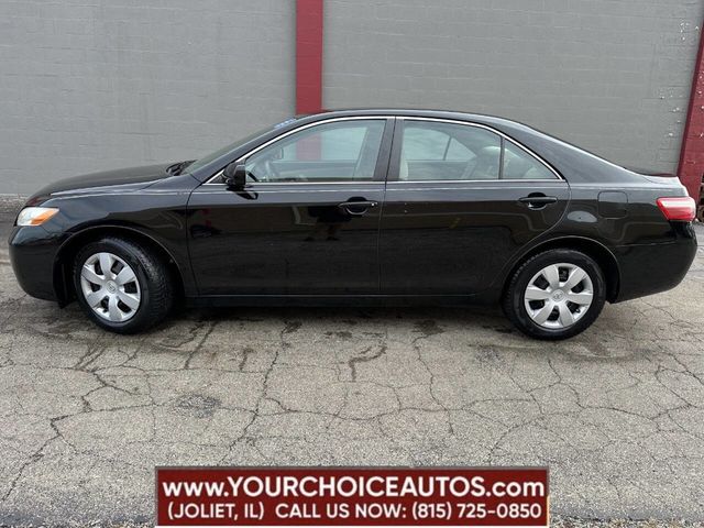 2009 Toyota Camry 4dr Sedan I4 Automatic LE - 22675340 - 1