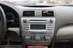 2009 Toyota Camry 4dr Sedan I4 Automatic LE - 22767222 - 19