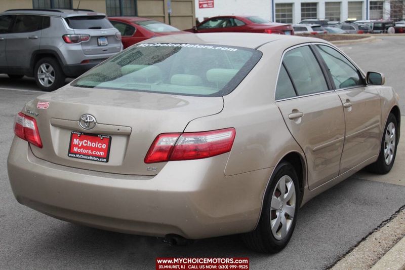 2009 Toyota Camry 4dr Sedan I4 Automatic LE - 22767222 - 4