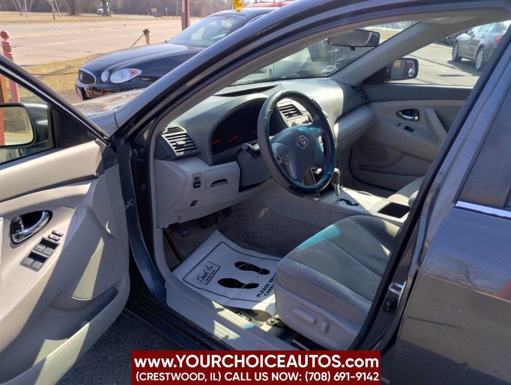 2009 Toyota Camry 4dr Sedan I4 Automatic LE - 22797277 - 10