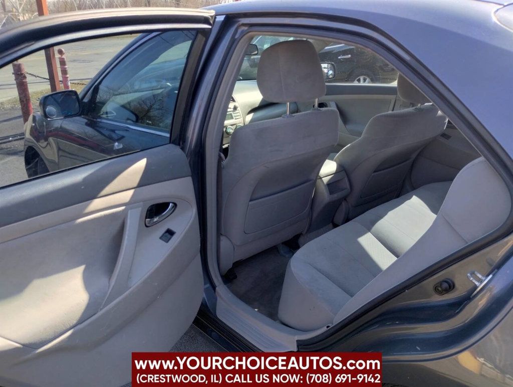 2009 Toyota Camry 4dr Sedan I4 Automatic LE - 22797277 - 13