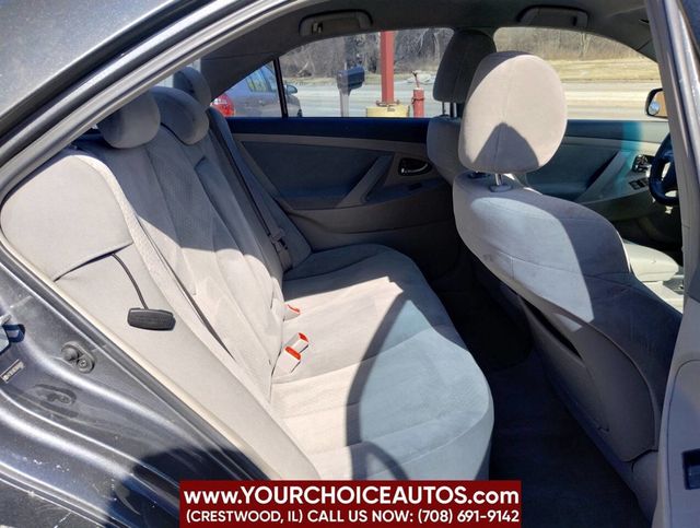 2009 Toyota Camry 4dr Sedan I4 Automatic LE - 22797277 - 16