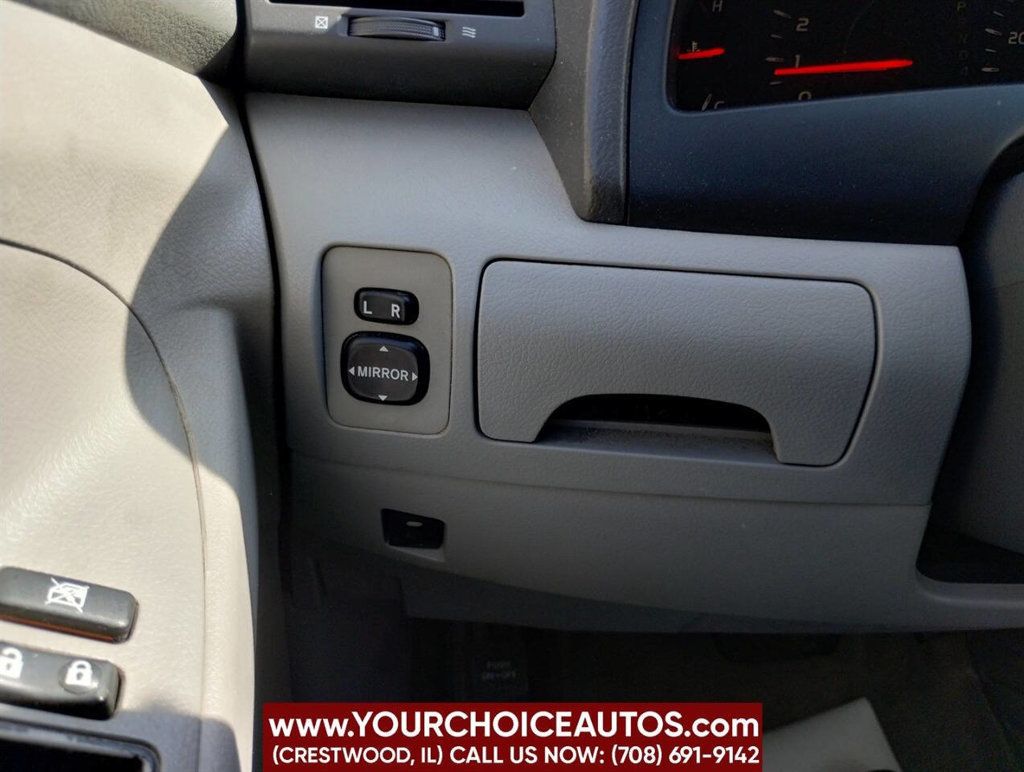 2009 Toyota Camry 4dr Sedan I4 Automatic LE - 22797277 - 27