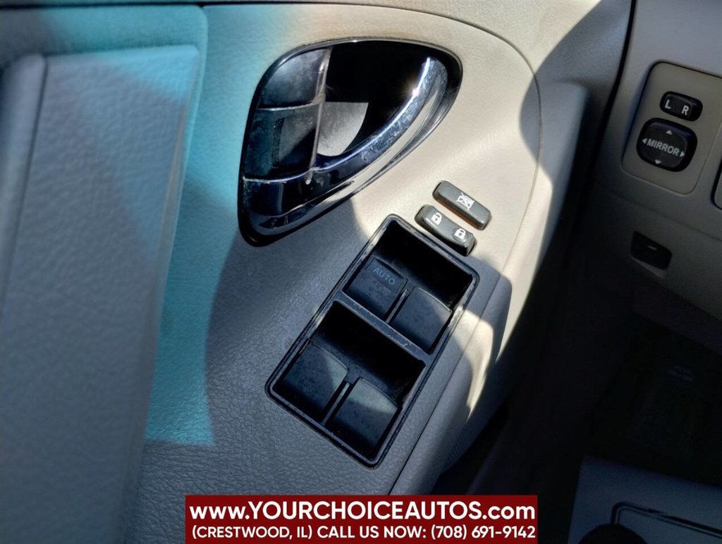 2009 Toyota Camry 4dr Sedan I4 Automatic LE - 22797277 - 28