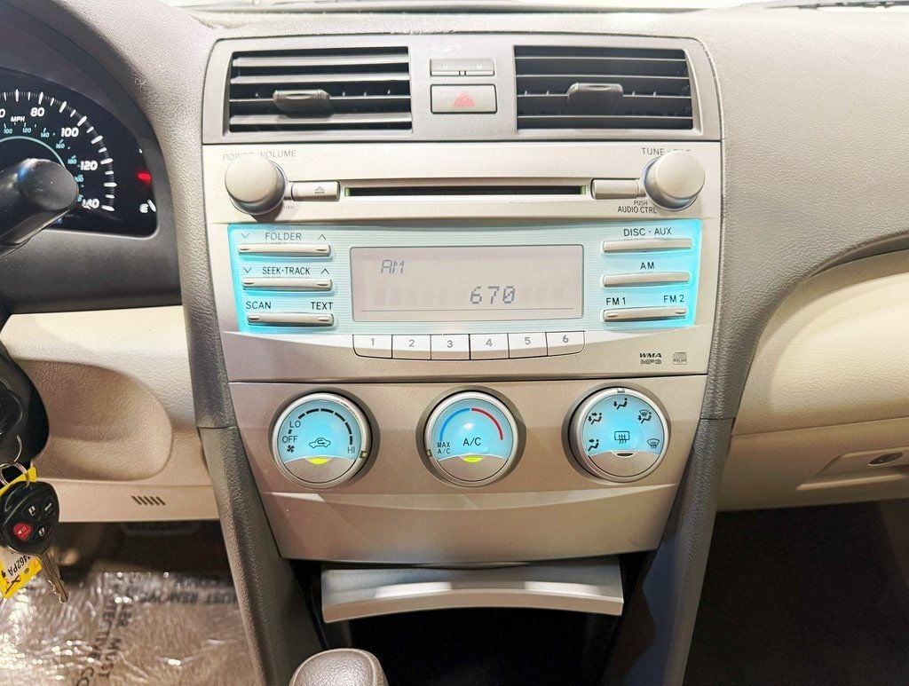 2009 Toyota Camry 4dr Sedan I4 Automatic SE - 22909364 - 13