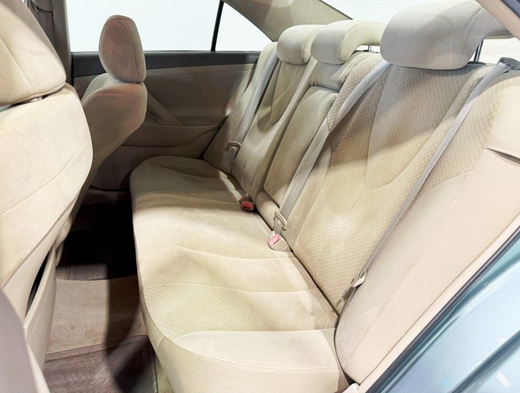 2009 Toyota Camry 4dr Sedan I4 Automatic SE - 22909364 - 21