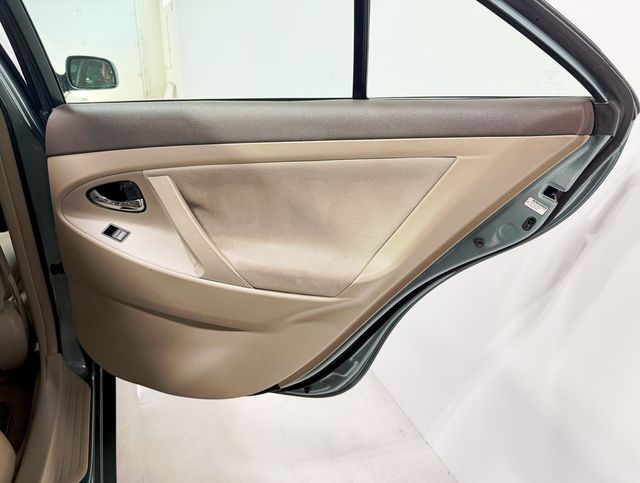 2009 Toyota Camry 4dr Sedan I4 Automatic SE - 22909364 - 26