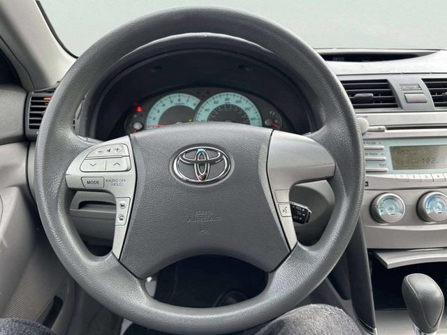 2009 Toyota Camry 4dr Sedan V6 Automatic LE - 22992738 - 20