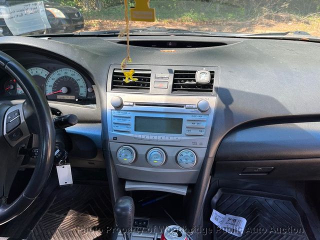 2009 Toyota Camry 4dr Sedan V6 Automatic SE - 23027401 - 9