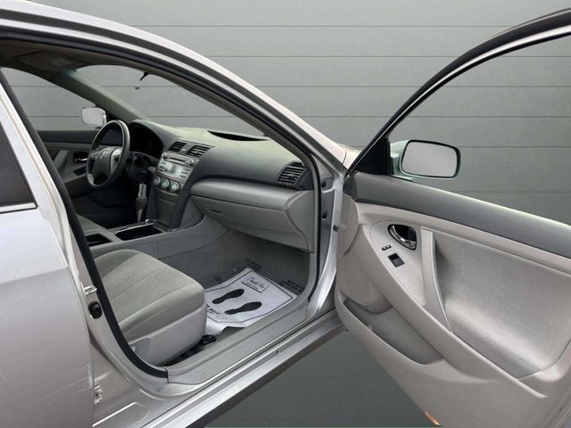 2009 Toyota Camry Base 4dr Sedan 5A - 22943742 - 18