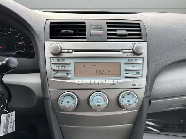 2009 Toyota Camry Base 4dr Sedan 5A - 22943742 - 25