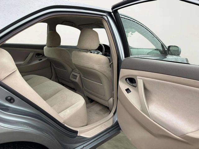 2009 Toyota Camry Base 4dr Sedan 5A - 22997917 - 15