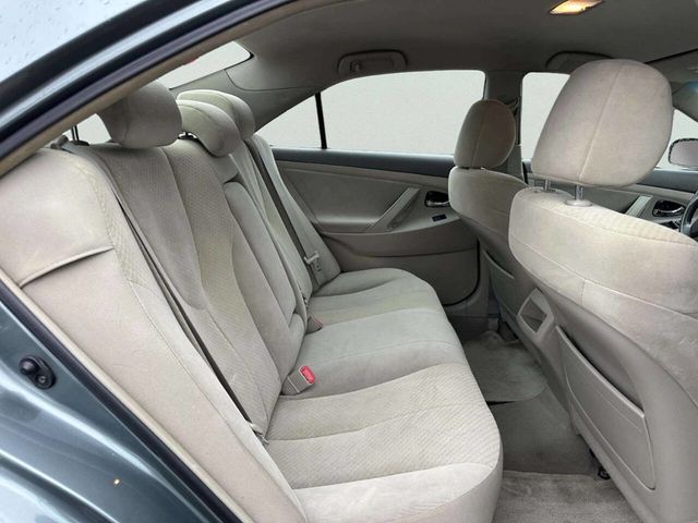 2009 Toyota Camry Base 4dr Sedan 5A - 22997917 - 16