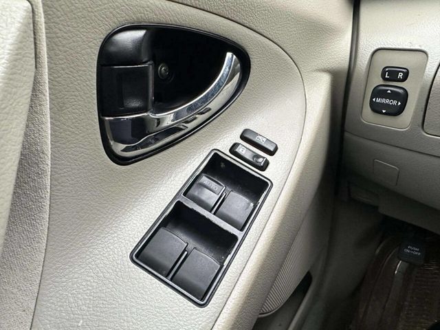 2009 Toyota Camry Base 4dr Sedan 5A - 22997917 - 27