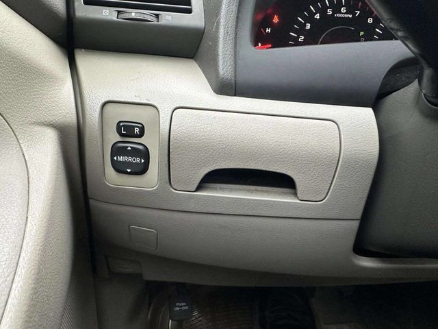 2009 Toyota Camry Base 4dr Sedan 5A - 22997917 - 28