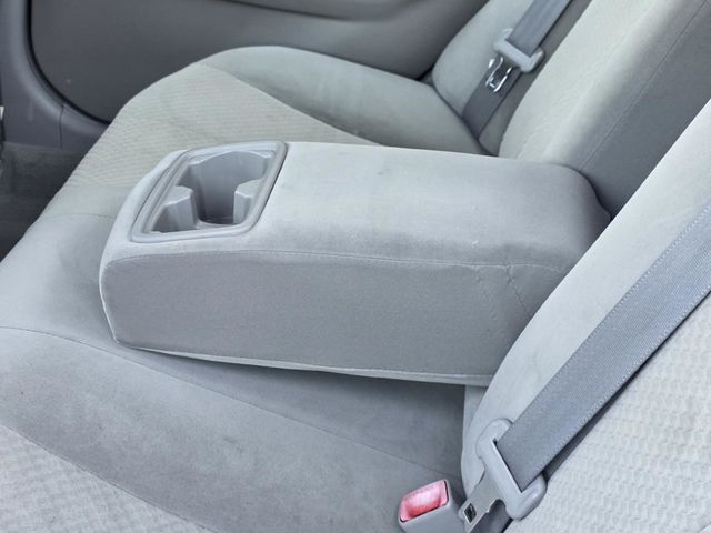 2009 Toyota Camry LE - 23101375 - 9