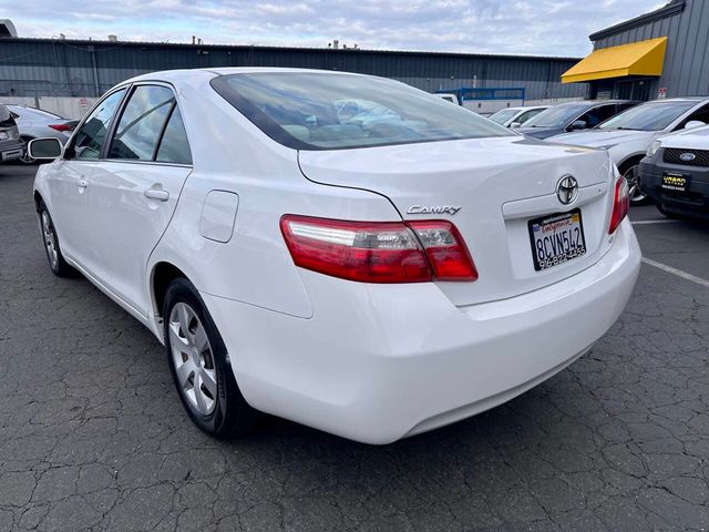 2009 Toyota Camry LE 4dr Sedan 5M - 23022348 - 9