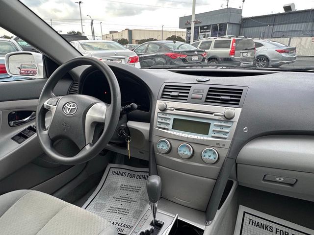 2009 Toyota Camry LE 4dr Sedan 5M - 23022348 - 22