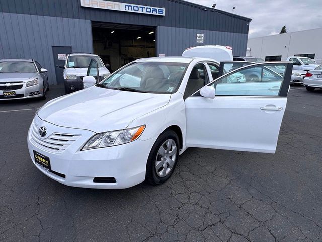 2009 Toyota Camry LE 4dr Sedan 5M - 23022348 - 29