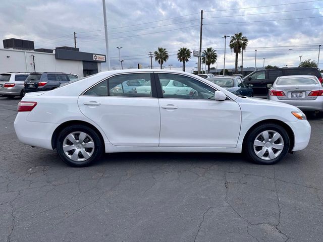 2009 Toyota Camry LE 4dr Sedan 5M - 23022348 - 5