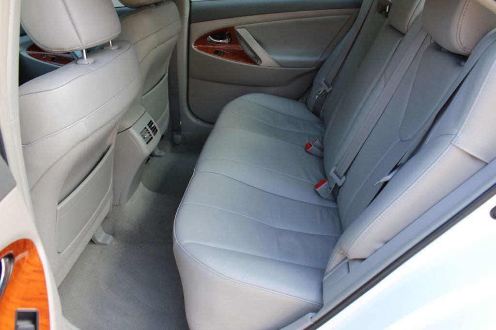 2009 Toyota Camry XLE LEATHER SUNROOF - 23095575 - 17