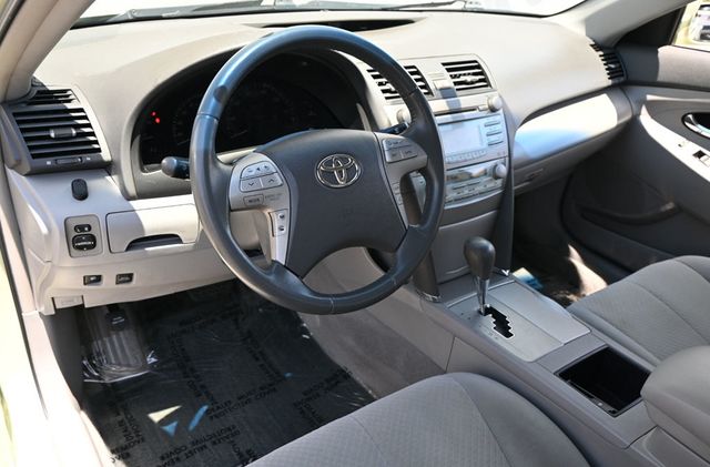 2009 Toyota Camry Hybrid 4dr Sedan - 23062919 - 9