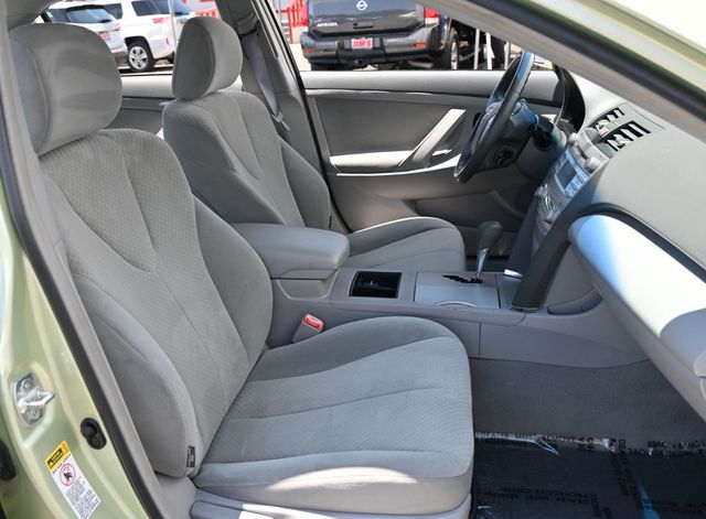 2009 Toyota Camry Hybrid 4dr Sedan - 23062919 - 16