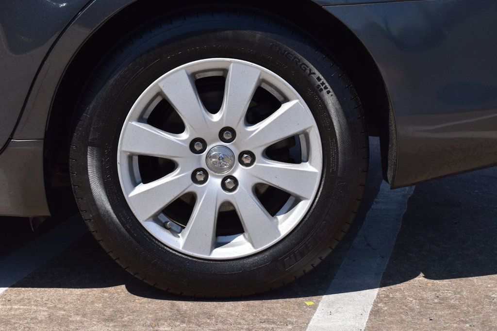 2009 Toyota Camry Hybrid 4dr Sedan - 22853907 - 10