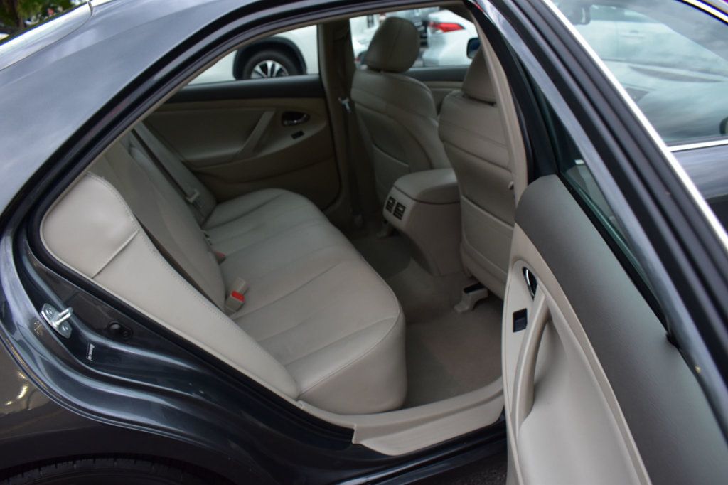 2009 Toyota Camry Hybrid 4dr Sedan - 22853907 - 22