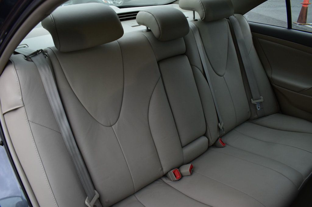 2009 Toyota Camry Hybrid 4dr Sedan - 22853907 - 23