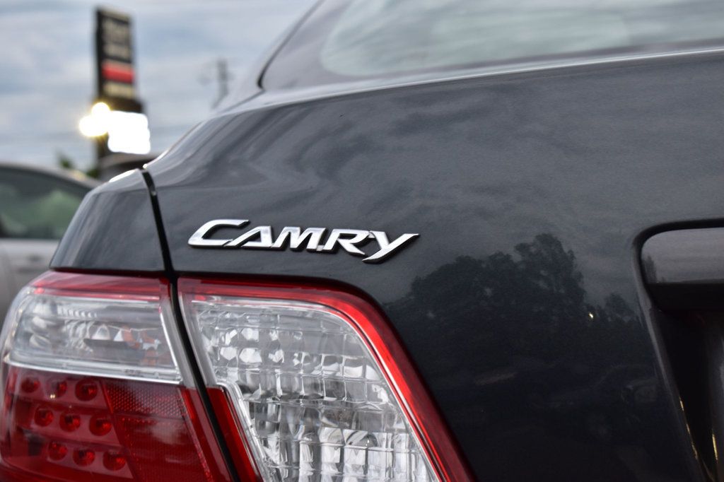 2009 Toyota Camry Hybrid 4dr Sedan - 22853907 - 43