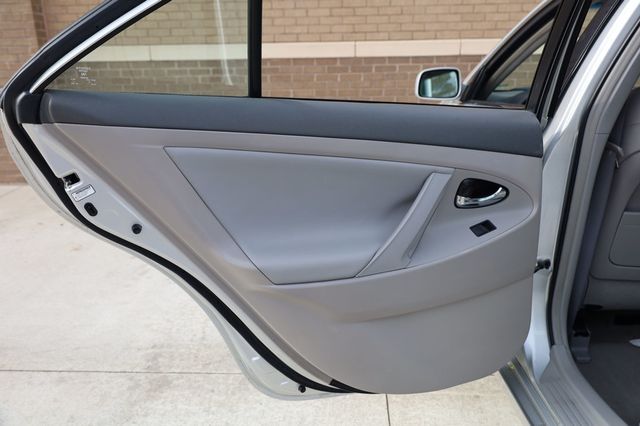 2009 Toyota Camry Hybrid 4dr Sedan - 22958436 - 13