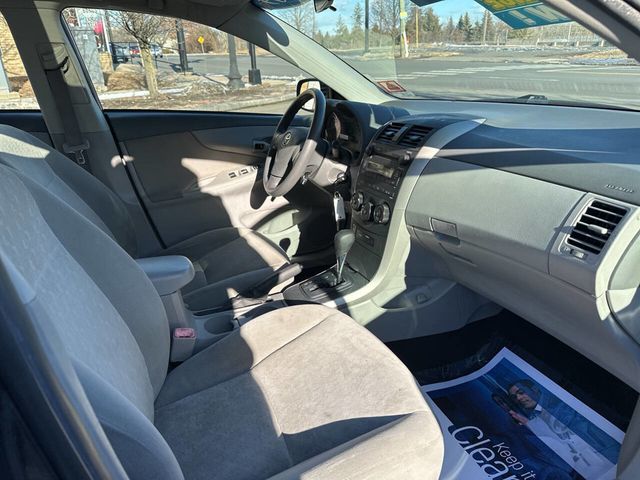 2009 Toyota Corolla 4dr Sedan Automatic LE - 22770171 - 11