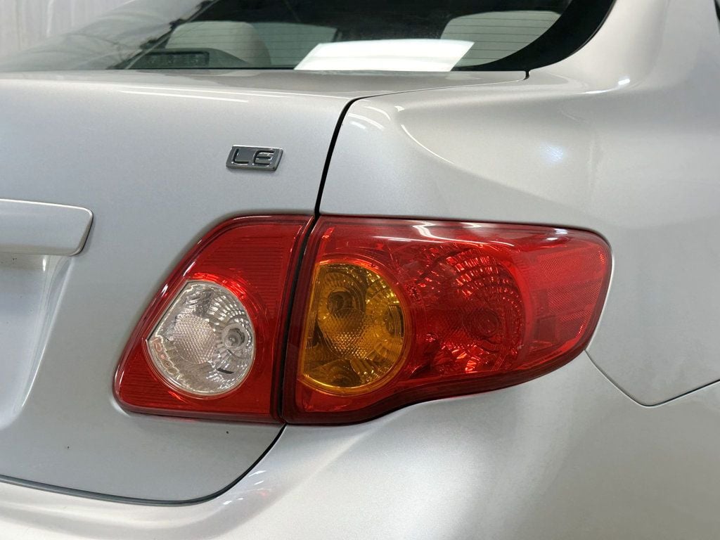 2009 Toyota Corolla 4dr Sedan Automatic LE - 23081217 - 11
