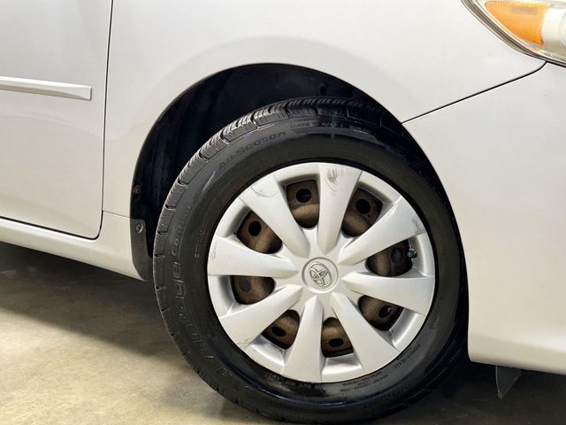 2009 Toyota Corolla 4dr Sedan Automatic LE - 23081217 - 13