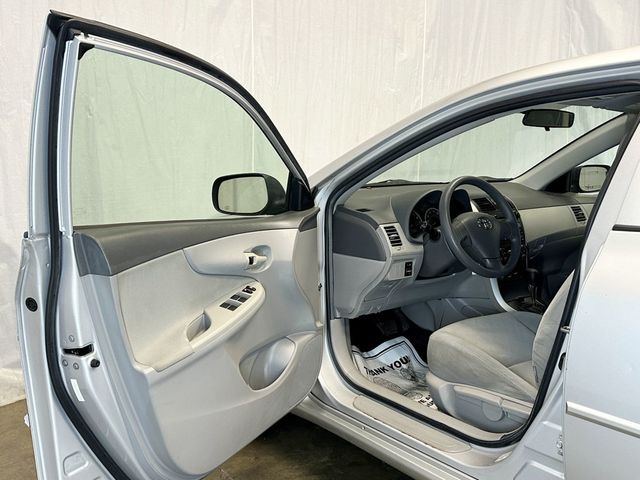 2009 Toyota Corolla 4dr Sedan Automatic LE - 23081217 - 14