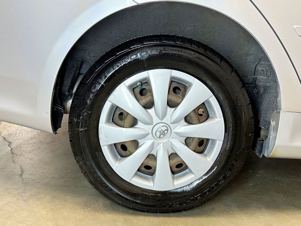 2009 Toyota Corolla 4dr Sedan Automatic LE - 23081217 - 37