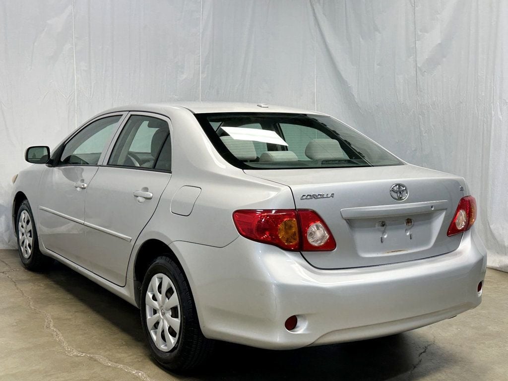 2009 Toyota Corolla 4dr Sedan Automatic LE - 23081217 - 8