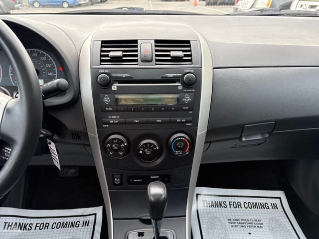2009 Toyota Corolla 4dr Sedan Automatic S - 22987376 - 17
