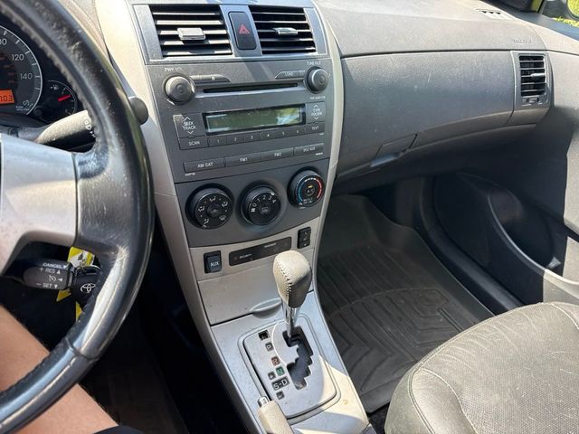 2009 Toyota Corolla 4dr Sedan Automatic XRS - 23070648 - 12