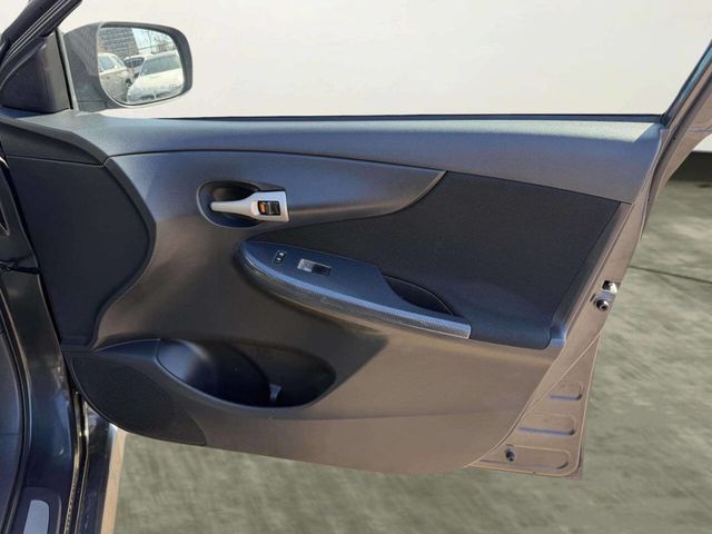 2009 Toyota Corolla 4dr Sedan Manual XRS - 22991127 - 23