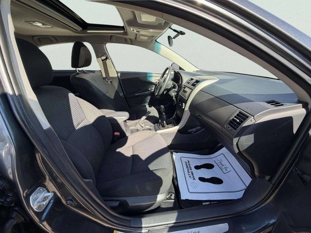 2009 Toyota Corolla 4dr Sedan Manual XRS - 22991127 - 24