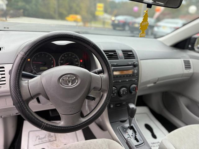 2009 Toyota Corolla Base 4dr Sedan 4A - 22938469 - 9