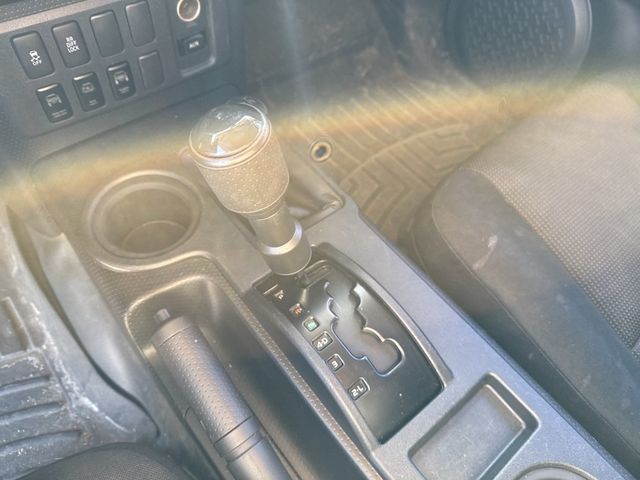 2009 Toyota FJ Cruiser 4WD 4dr Automatic - 22960459 - 18