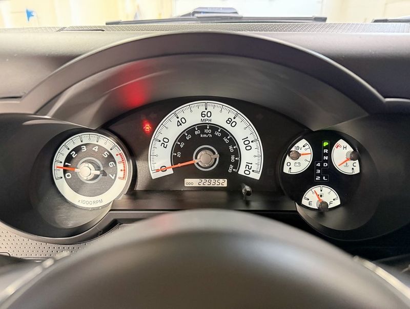 2009 Toyota FJ Cruiser 4WD 4dr Automatic - 22960459 - 18